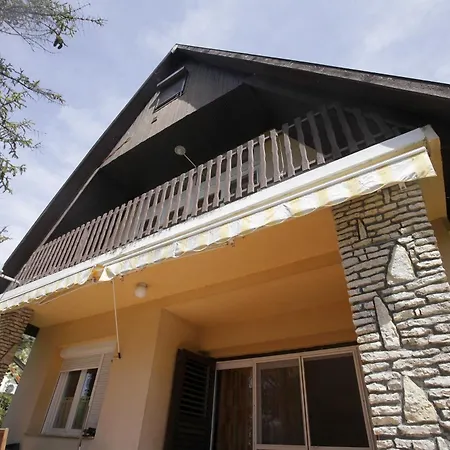 Anita - Dovolenka Pre Rodiny Pri Balatone * בלטונקראטיה