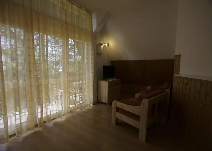 Anita - Dovolenka Pre Rodiny Pri Balatone *